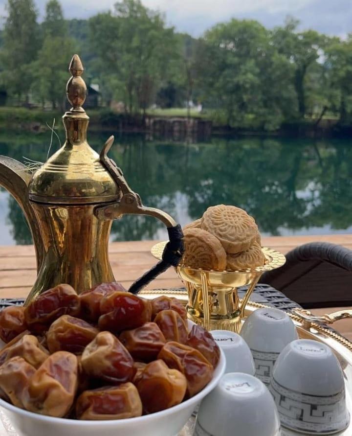 Una Luxury Home بيهاتش المظهر الخارجي الصورة
