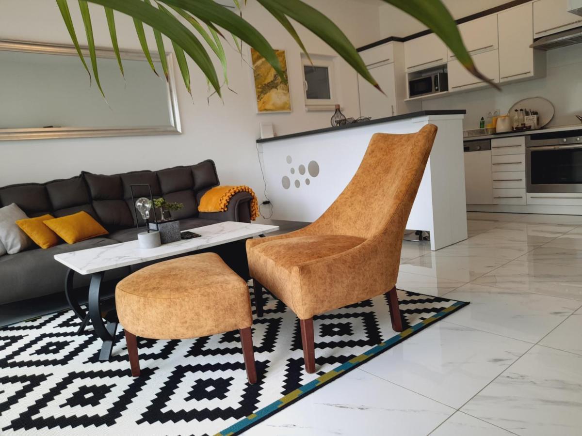 Una Luxury Home بيهاتش المظهر الخارجي الصورة